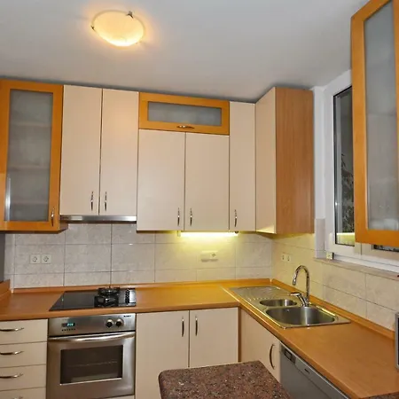 Apartment Vanja Omis